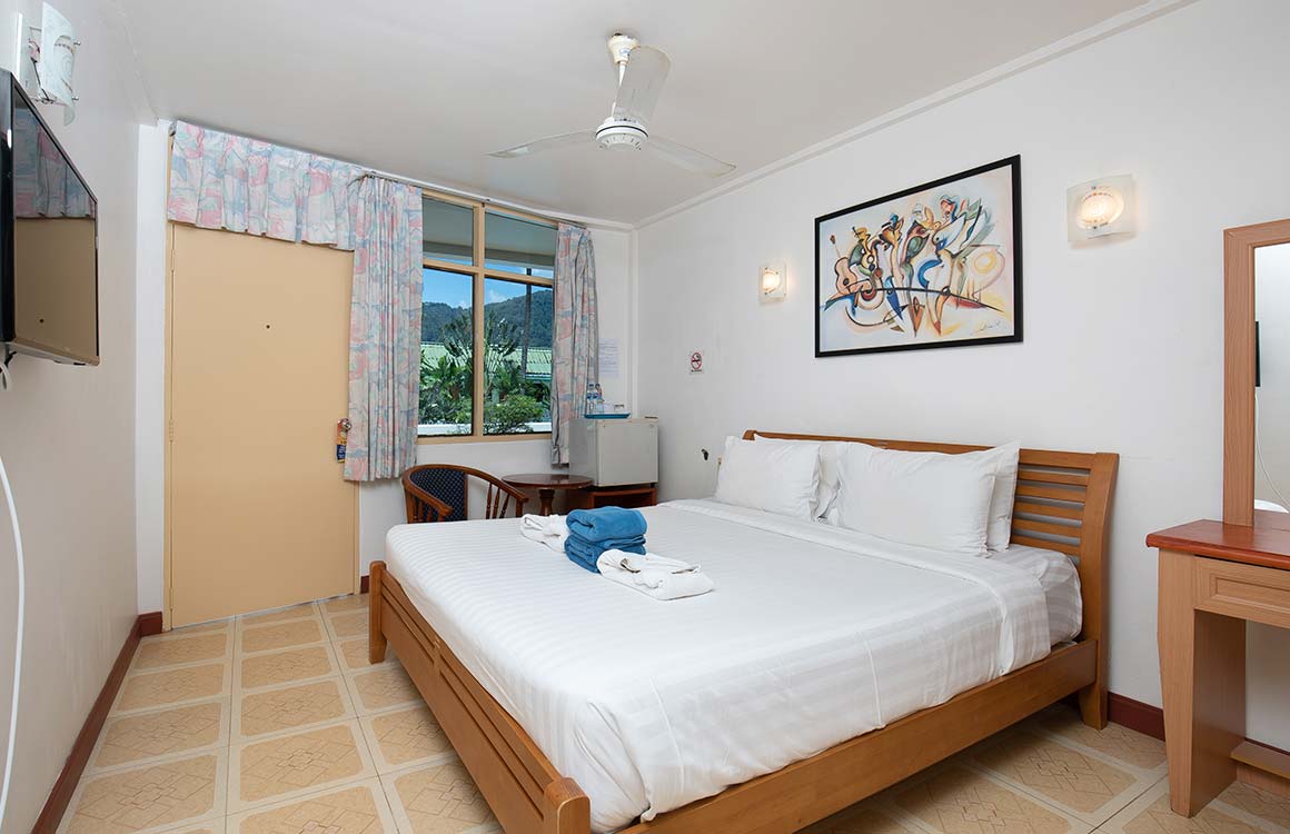 deluxe room accommodation in Patong Phuket