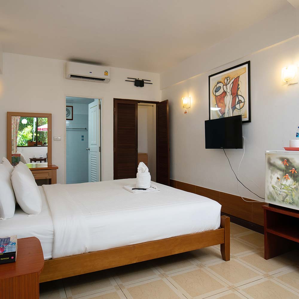 Super Deluxe Room with Poolside Balcony