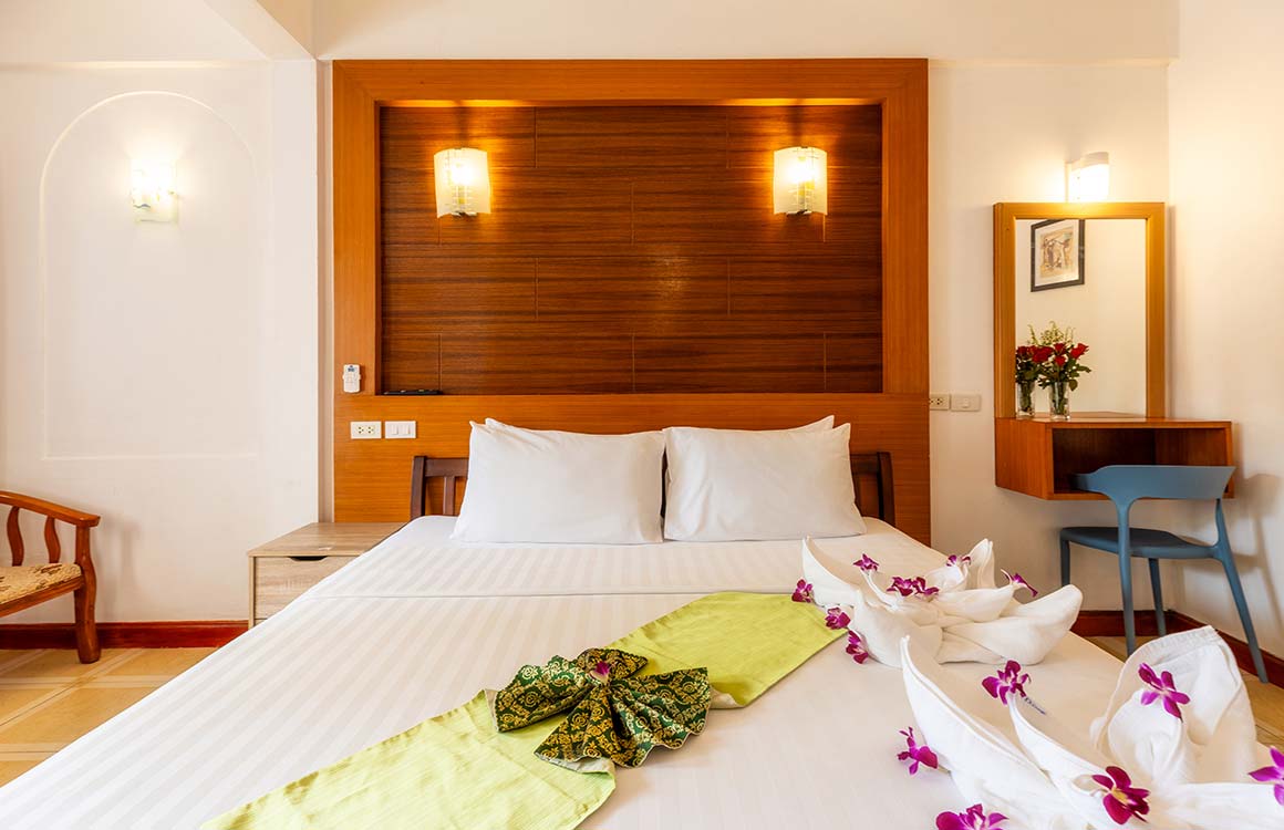 Super Deluxe Poolside room in Patong